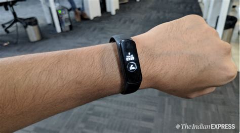 Samsung Galaxy Fit E Review Should You Spend Rs For The