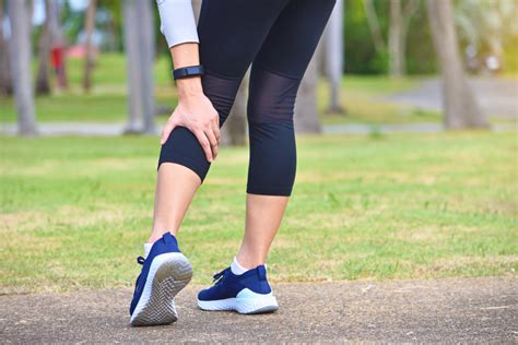 Pain Behind Knee Causes And Best Treatment Options In 2022