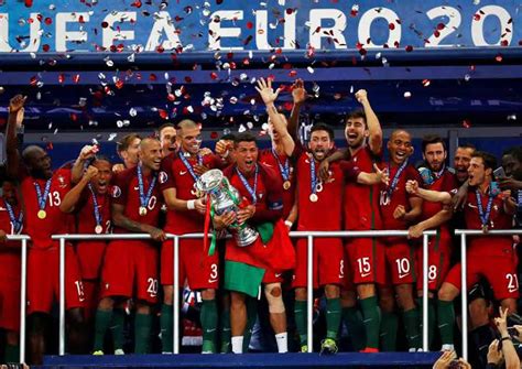 Euro 2016 Portugal Beat France 1 0 After Extra Time To Win First