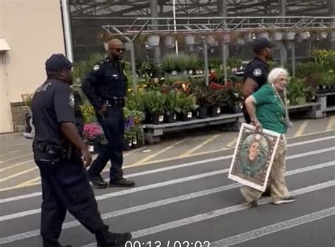 No War But Class War ☭ ️💚🖤 On Twitter Rt Pplscitycouncil Atlanta Cops Arresting Elders Who