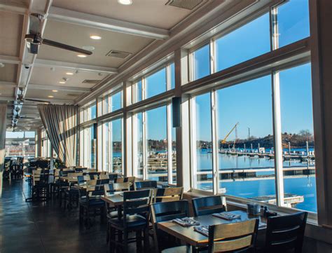 Waterfront Restaurant And Bar Gloucester Cape Ann Cape Anns Marina