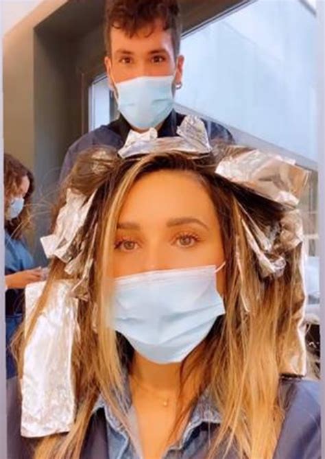 El aplaudido look de Lorena Gómez con el que consigue dar luz a su pelo