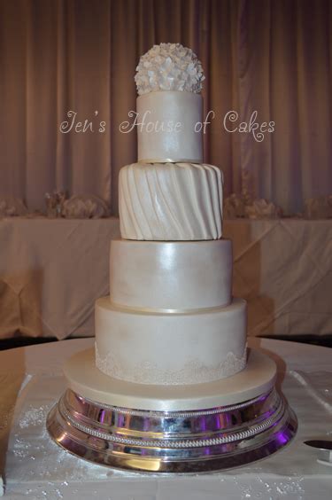 Wedding Cakes In Stockton By Jens House Of Cakes Based In Ingleby