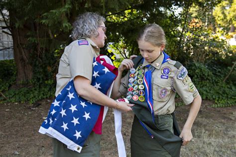 Vancouver Eagle Scout 14 First Female To Earn Rank In Region The Columbian