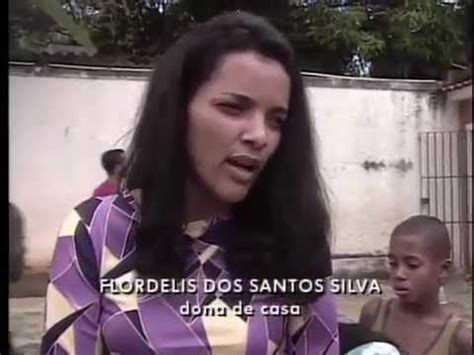 Flordelis dos santos de souza's husband, anderson do carmo, was shot 30 times at their home in rio de janeiro in june 2019. Flordelis pela 1ª vez no Fantástico TV Globo - YouTube