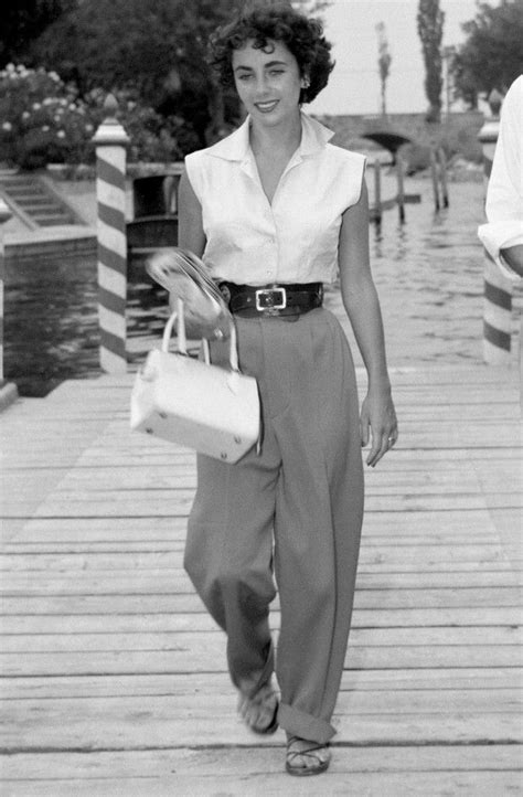Elizabeth Taylor Venice Italy 1950 Vintage Street Fashion Star