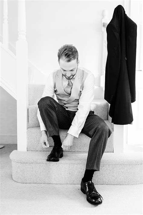 London Wedding ceremony Images - Summer time Hampton Court docket