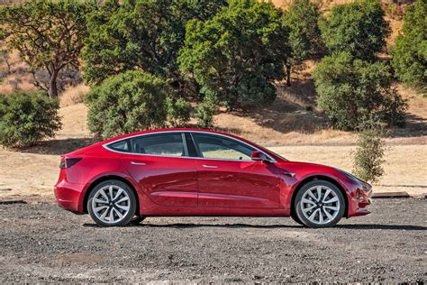 A material mix of aluminum and steel help to achieve the best structural rigidity, and increased occupant safety. Video Exclusive: A Closer Look at the Tesla Model 3's ...