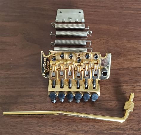 Floyd Rose Special 6 String Tremolo Gold