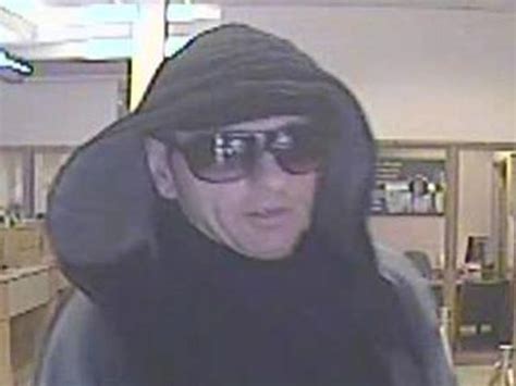 Fbi Searching For Bank Robbery Suspect Cbs Colorado