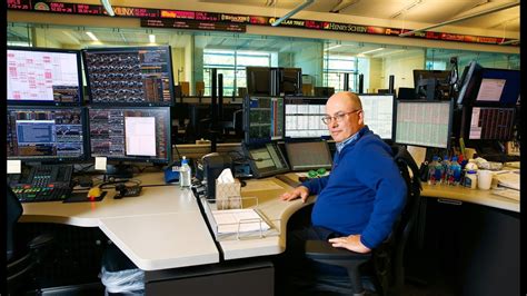Insider trading happens when a person has a piece of confidential information and then trades based on that information. Biggest Mistakes Traders Make (according to Steve Cohen ...