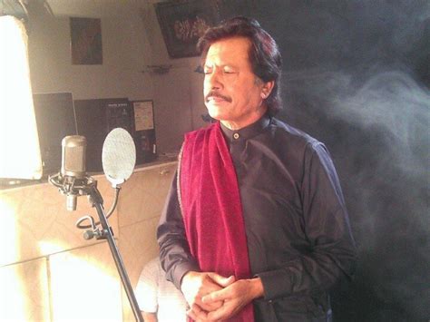 Pakistani Singer Attaullah Khans Life Interesting Facts इतने