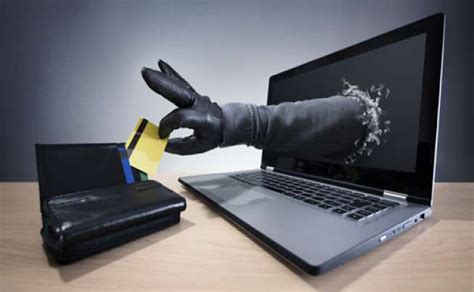 Bahkan di tahun 2001 silam, hmei7 pernah melakukan defacing. Gambar Ilustrasi Hacker - Gambar Terbaru HD