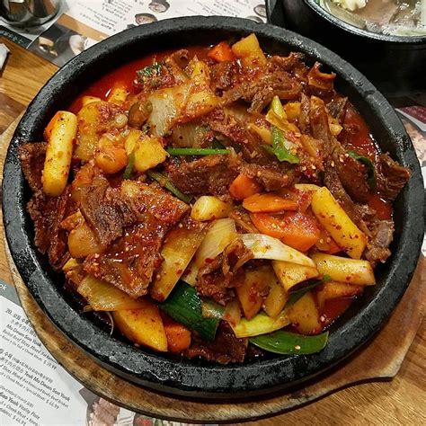 There are many food trucks all over los angeles but the one i went to see was at my local farmers market. Galbi Jjim, is a popular order at Sun Nong Dan in Los ...
