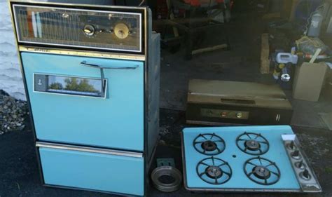 1951 ultramatic caloric gas ranges: Caloric Ultramatic Aqua Gas Wall Oven and Range | Gas wall ...