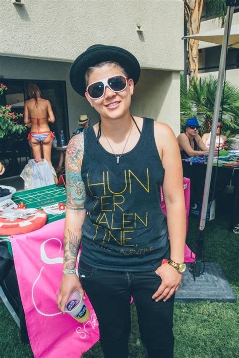 24 Beautiful Photos That Show What A Lesbian Really Looks Like