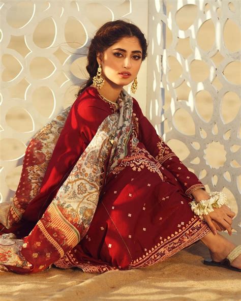 Sajal Ali Latest Beautiful Photo Shoot For Qalamkar Reviewitpk