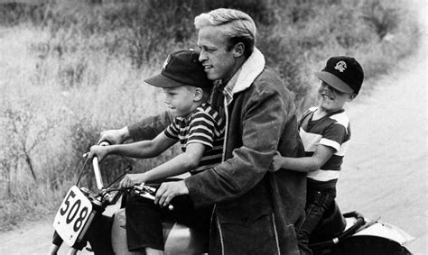Brown's films include slippery when wet (1958), surf crazy (1959), barefoot adventure (1960). Filmmaker Bruce Brown has died - Canada Moto Guide
