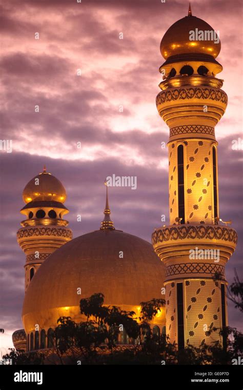 The Jame Asr Hassanil Bolkiah Mosque In The City Of Bandar Seri Begawan