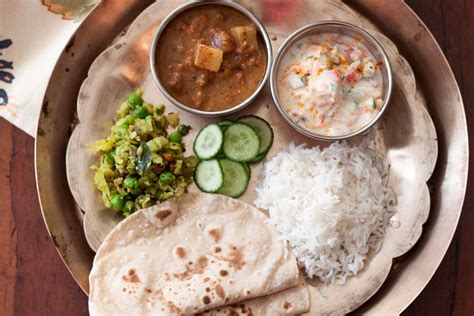 5 Indian Style Healthy Lunchdinner Plate Ideas By Archanas Kitchen