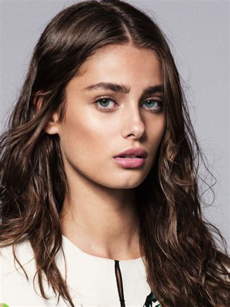 Pin Sthaboutlara Something About Lara Taylor Hill Style Taylor