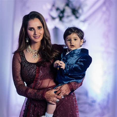 Sania Mirza At Her Sister Anam Mirzas Wedding Reception Fashionworldhub
