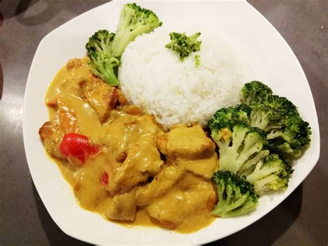 Homemade Creamy Coconut Curry Chicken With Rice Rrecipes
