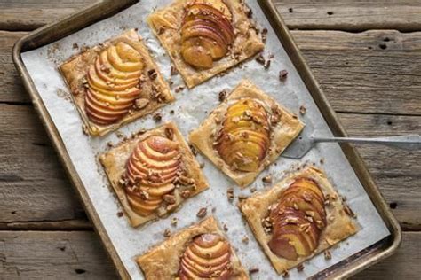 These are kind of like a mediterranean egg roll but filled with meat and cheese. Peach Phyllo Tarts | Dessert recipes, Phyllo recipes, Desserts
