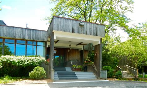 Interlaken Inn, Lakeville CT: Pastoral Connecticut Lakes