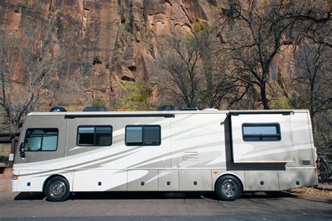 5 Best Thor Rvs In 2021 Drivin And Vibin