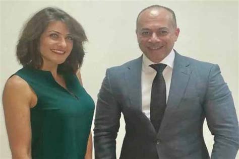 كشفت الفنانه هيدي كرم عن الروتين الأسبوعي الذي تتبعه لإعتنائها ببشرتها، وذلك بعد إلحاح متابعيها من السيدات لمعرفة أسرار نضارتها وجمالها، من خلال حسابها الرسمي عبر موقع. انضمت الفنانة ومقدمة البرامج "هيدى كرم" مؤخرا إلى مجموعة ...