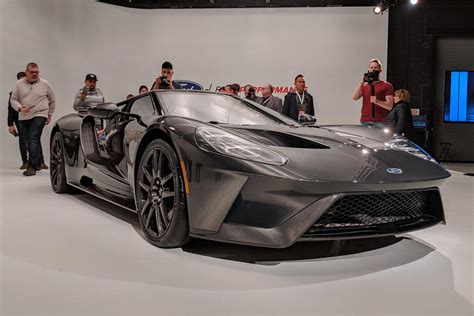 2020 Ford Gt Gets More Power And Stunning Carbon Special Edition Carbuzz
