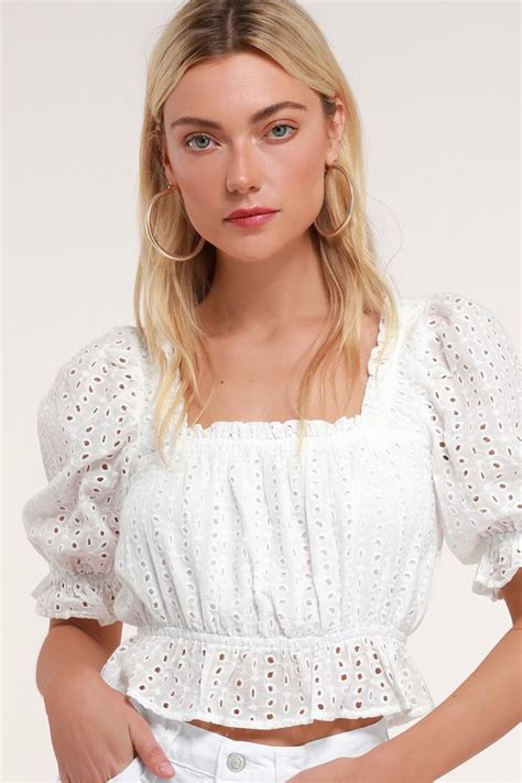 Aurora White Eyelet Lace Puff Sleeve Crop Top In 2020 Crop Top