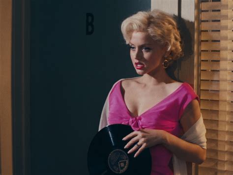Ana De Armas Digs Deep As Marilyn In Brutal ‘blonde’ Trendradars