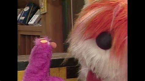 Sesame Street Baby Honker Honks The Alphabet With Barkley 1983 Youtube