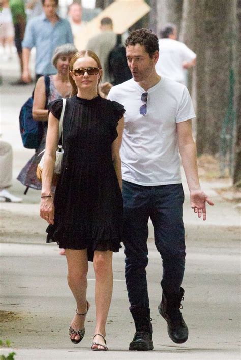 Kate bosworth and michael polish have announced that they are separating after nearly 8 years of marriage. Kate Bosworth and Michael Polish out in Paris - GotCeleb