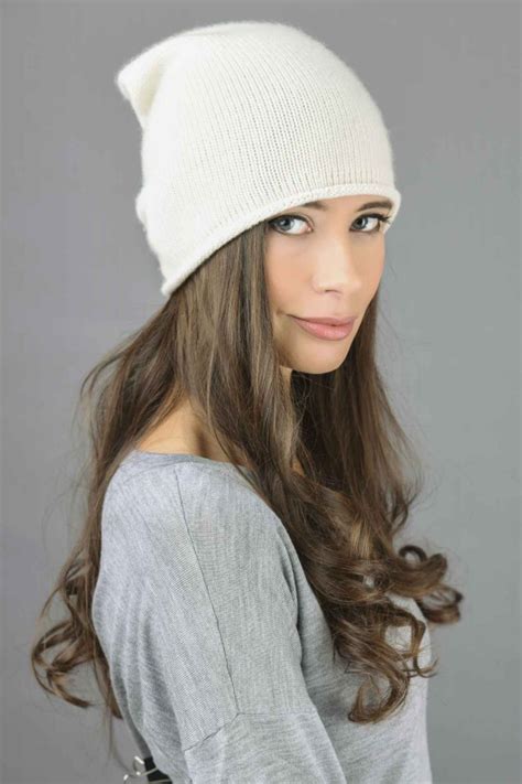 Pure Cashmere Plain Knitted Slouchy Beanie Hat In Cream White Italy