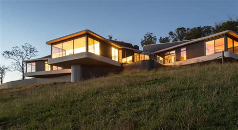 High Country House By Luigi Rosselli Architects In Armidale Australia