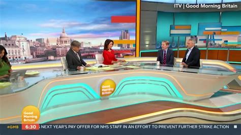 Itv Good Morning Britain Viewers Show Richard Madeley Rare Support As Susanna Reid Told To Get