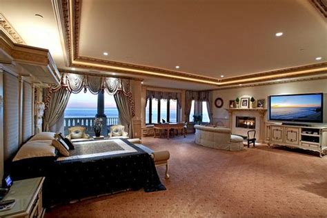 This Will Be The Masters Bedroom Just Me And My Queen Luxurious