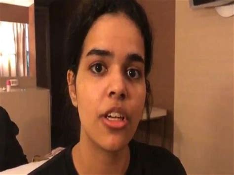 تفاصيل احتجاز الفتاة السعودية الهاربة في تايلاند حياتي على المحك