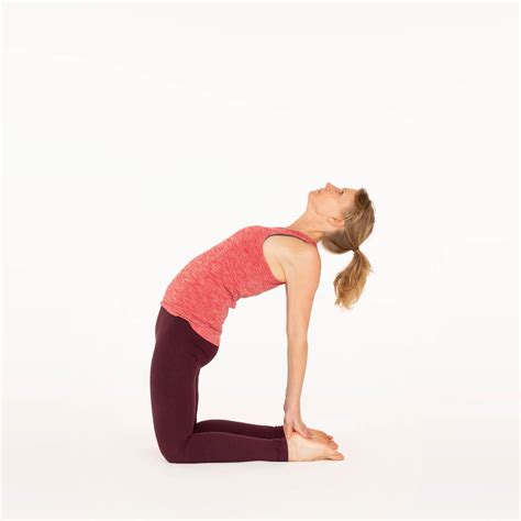 How To Do Camel Pose Ustrasana Ekhartyoga Ekhart Yoga