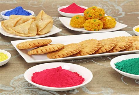 Best Happy Holi Foods That You Will Love To Try On This Colorful Holi