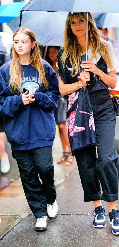 Find the perfect leni klum stock photo. Leni Klum & Heidi Klum | Fee kleidung, Leni klum, Outfit ideen