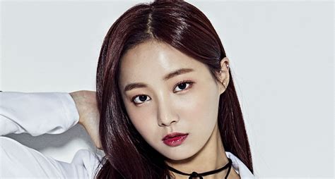 She used to be an mbk and pledis trainee before joining the survival show finding momoland; Yeonwoo (MOMOLAND) Profile - K-Pop Database / dbkpop.com
