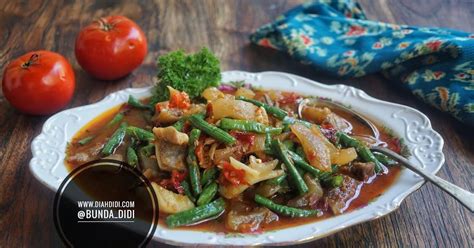 Seperti dipecal, urap, gulai ataupun oseng. Oseng-Oseng Mercon Kikil & Kacang | Resep masakan indonesia, Resep masakan, Makanan