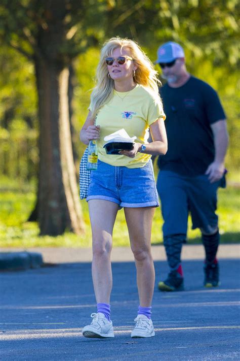 Kirsten Dunst Filming On Becoming A God In Central Florida Gotceleb