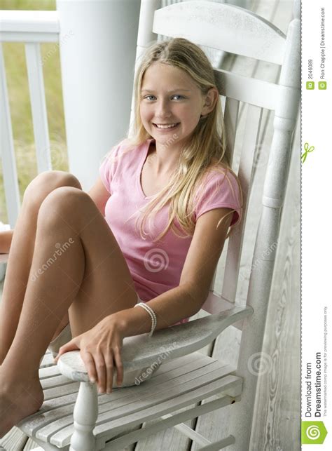 Teen Girl Sitting On Chair Nude Galerie