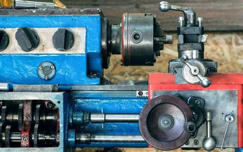 The 8 Parts Of A Lathe Machine With Diagram