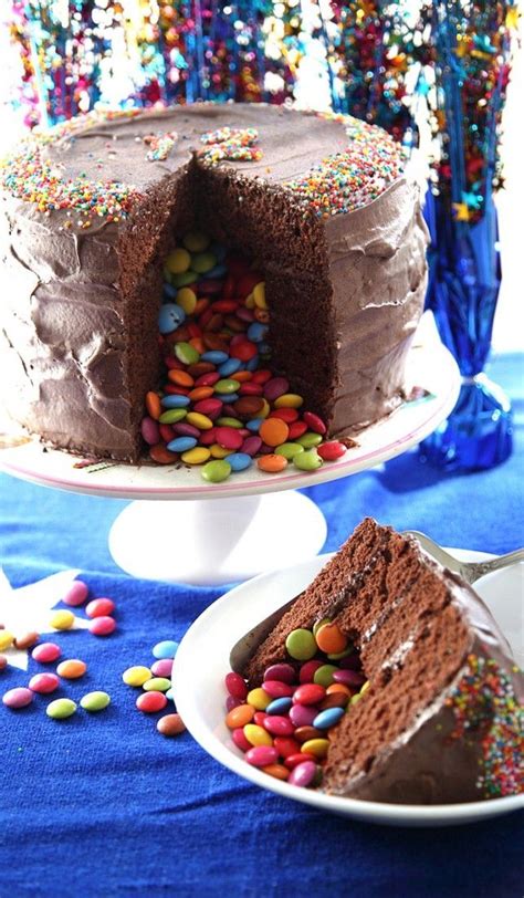 Moist chocolate cake paired with coconut pecan filling and chocolate frosting is just. 41 Easy Birthday Cake Decorating Ideas That Only Look Complicated | Simple birthday cake